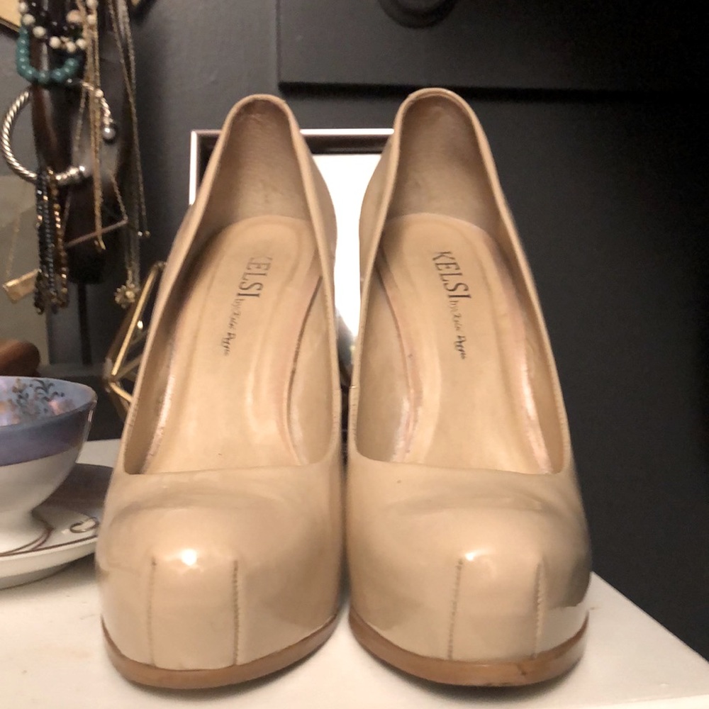 Kelsey Dagger Linsey Heel in Creamy Nude patent leather concealed platform